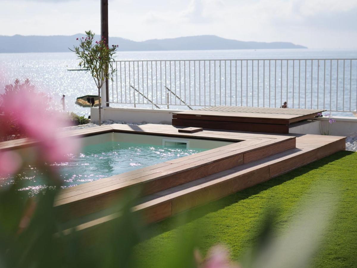 Belle Vue Hotel Cavalaire-sur-Mer Exteriör bild
