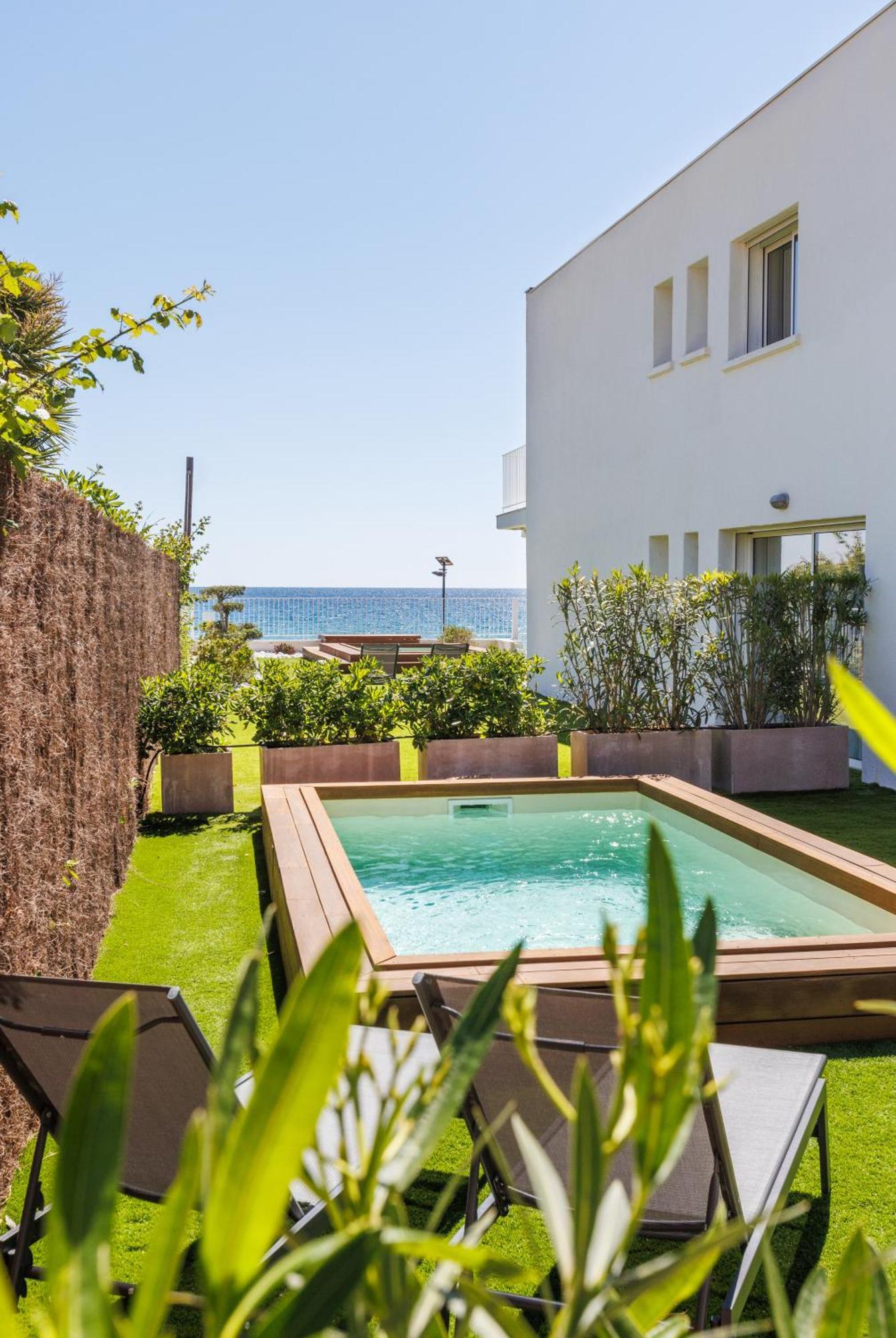 Belle Vue Hotel Cavalaire-sur-Mer Exteriör bild